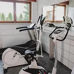 Frühstückspension Nad Morzem- Art-pension Świerzno