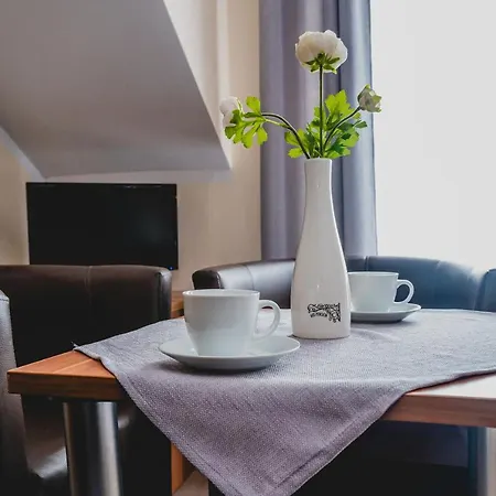 Frühstückspension Nad Morzem - Art-pension - Dabrowa - &