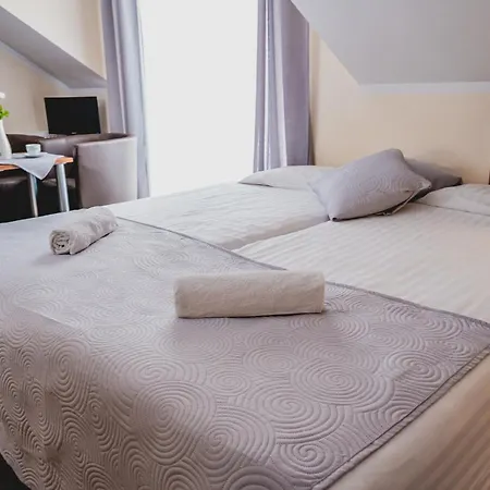 Bed & Breakfast Nad Morzem- Art-pension