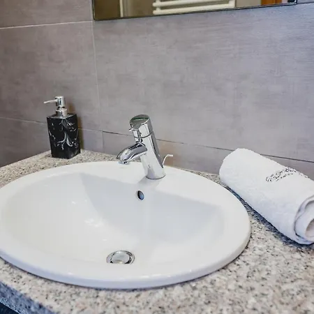 Nad Morzem- Art-pension Świerzno