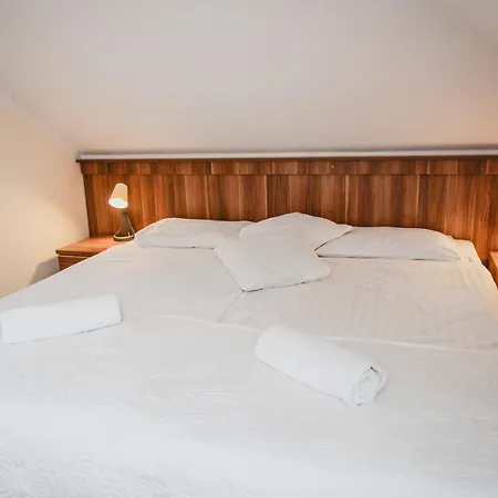 فندق مبيت وإفطار Nad Morzem - Art-pension - Dabrowa - &
