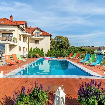 Nad Morzem - Art-pension - Dabrowa - & Bed & Breakfast Świerzno