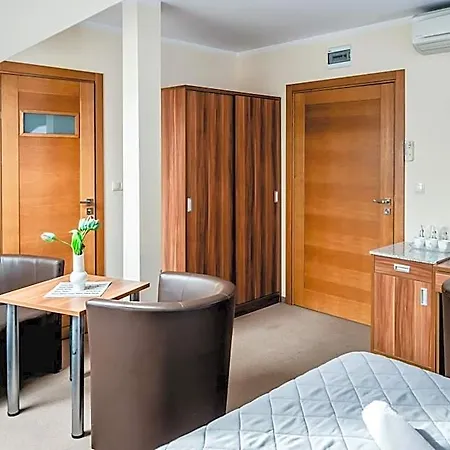 Nad Morzem - Art-pension - Dabrowa - & Świerzno