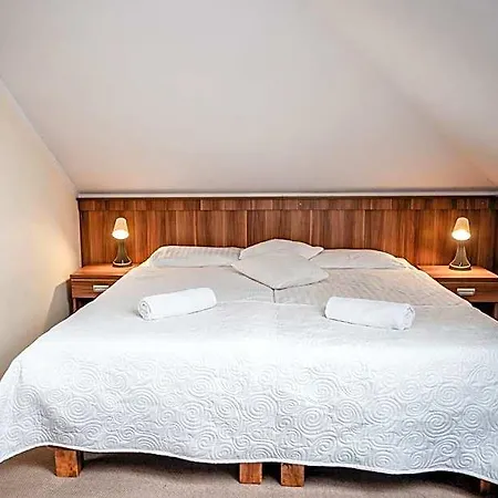 Nad Morzem - Art-pension - Dabrowa - & Panzió 4*