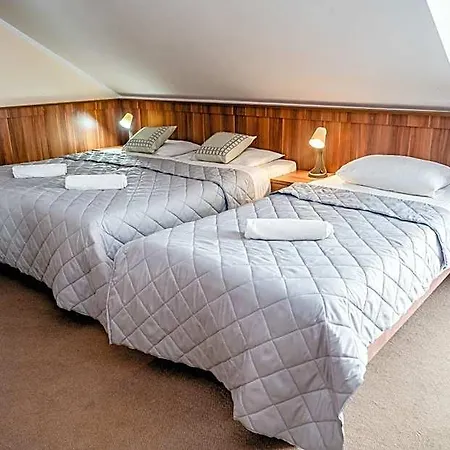Bed & Breakfast Nad Morzem - Art-pension - Dabrowa - & Świerzno
