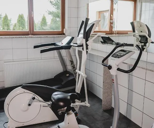 ベッド・アンド・ブレックファスト Nad Morzem- Art-pension Świerzno