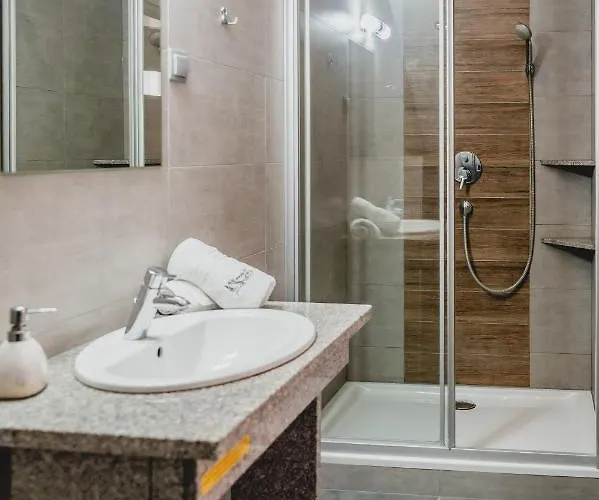 Nad Morzem- Art-pension Świerzno