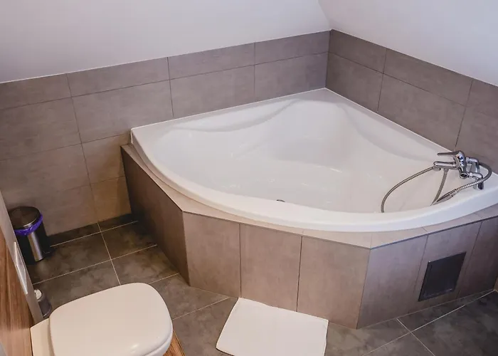 Nad Morzem- Art-pension Bed & Breakfast Świerzno